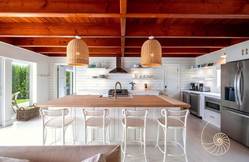 Islamorada House | Caribee Beach House ~ Private Islamorada Beach Estate W/Heated Pool & Dockage