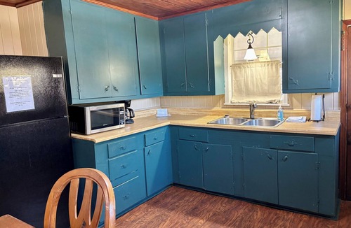 Hartsfield Cottage | Carriage House Sleeps 9