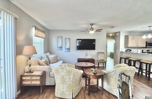 Summerhill House | Casa Bella - 2/2 w/Golf Cart & Grill in The Village of Summerhill