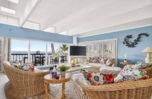 Redington Beach House | Casa Bella – A Coastal Dream with Panoramic Views