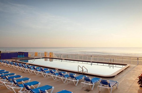 Ormond Shores Apartment | Casa Del Mar Beach Resort