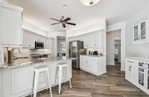 Laurel House | Casa Felicia - Modern 3-Bed Pool Home by The Bay & Key Collection
