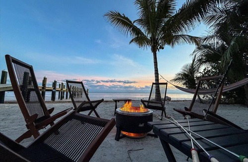 Marathon House | Casa Feliz~Private Beachfront Oasis w/Heated Pool, Movie Room & More!