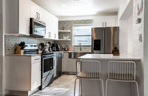 Little Ranches House | CASA FILLMORE|4BR|Pool + Hot tub + BBQ + Minigolf