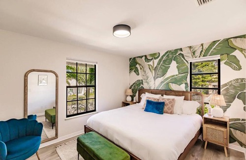 Marco Island Villa | Casa Marco - Heated Pool, Game Room, Mini Golf