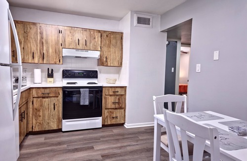 Dunnellon House | Casa San Gabriel Pet-Friendly Getaway Fenced w/Fire Pit, Game Room, Kayaks