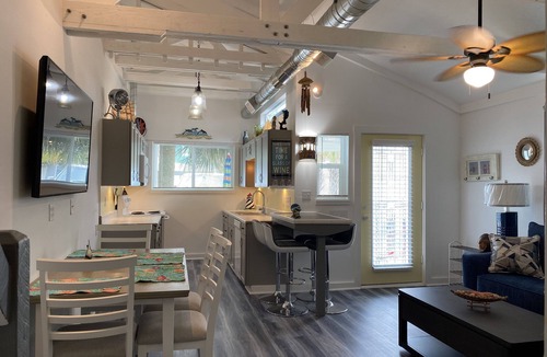 Panama City Beach Villa | Casa Verano (Summer House) Unit B