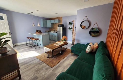 Orient Park Apartment | Casino Tampa Mimi's Ste K3