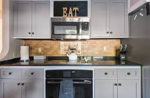 Ossining House | Castle Retreat w/Pool, BBQ, Game Room & Pets OK!