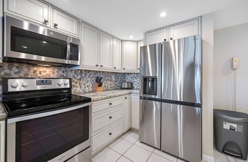 Sand Key Condo | CBC 1-11B - 2 Bedroom Gulf Front Condo with pool & Hot tub!