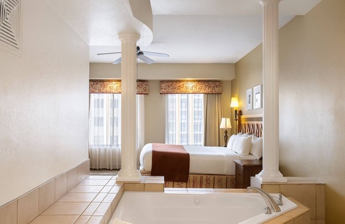 Florida Central Atlantic Coast Resort | Celebrate NY 27 luxe resort in 3 bed villa-studio 12-26 to 1-2 Happy New Year!