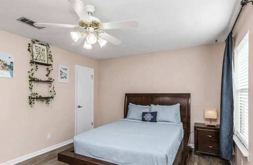 Mary Esther House | Celeste | RV/Boat Parking, Fire Pit, Grill, Beach!