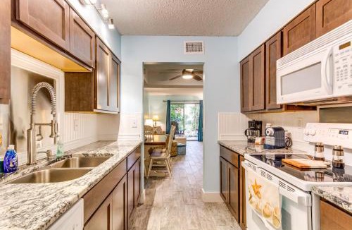 Mary Esther House | Central Mary Esther Condo 5 Mi to Okaloosa Island!