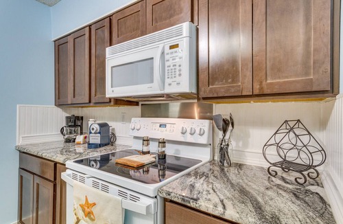 Mary Esther Condo | Central Mary Esther Condo 5 Mi to Okaloosa Island!