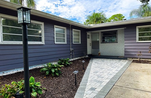 Bellevue Terrace House | Central & Spacious Home - Close to Everything!
