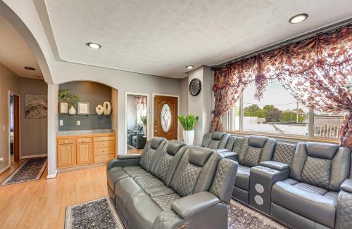 Comstock Park House | Centrally Located Condo Near Dtwn Grand Rapids