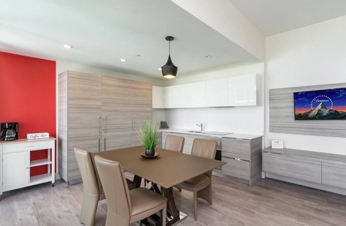 Hollywood Condo | CH- Exclusive 1BR condo w/rooftop bar and pool, partial water view, steps.