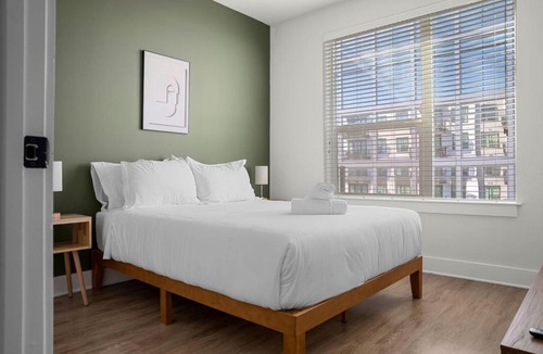 Carver City - Lincoln Gardens Apartment | Charming 1-Bedroom | Close to Raymond James!