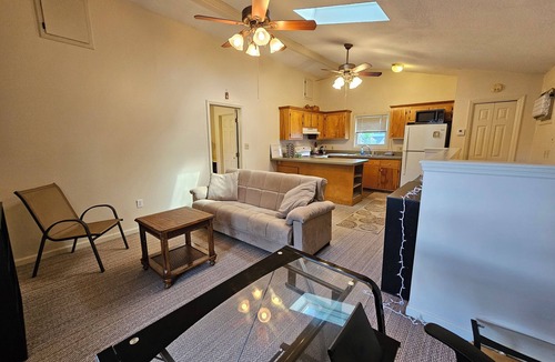 Midtown Apartment | Charming 1-bedroom, second story guest house in historic Augusta WiFi & AC