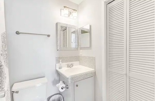 North Charleston Condo | Charming 2-bedroom condo with view! Convenient close in N. Charleston location