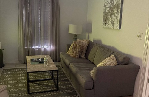 Naples Villa | Charming 2-bedroom +1 villa with pool and garage in gorgeous Lely Estates Naples