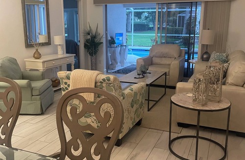 Naples Villa | Charming 2-bedroom +1 villa with pool and garage in gorgeous Lely Estates Naples