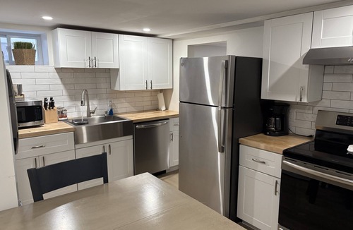 Warwick Apartment | Charming 2-bedroom apartment in the Village of Warwick