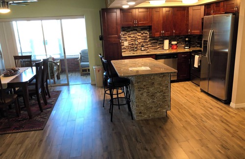 Bay Esplanade Condo | Charming 2-bedroom condo by Clearwater Beach