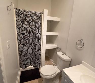 Urban Core House | Charming 2-bedroom house 5 minutes from UF Health in sunny downtown Jacksonville