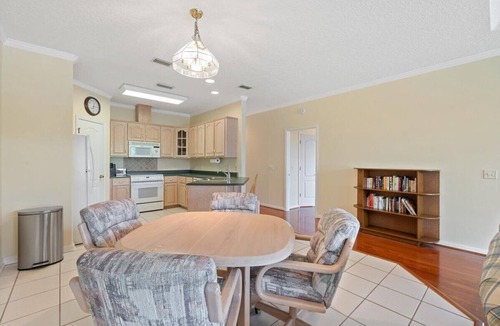 Dock Junction House | Charming 2-bedroom house on a Pond with Wildlife