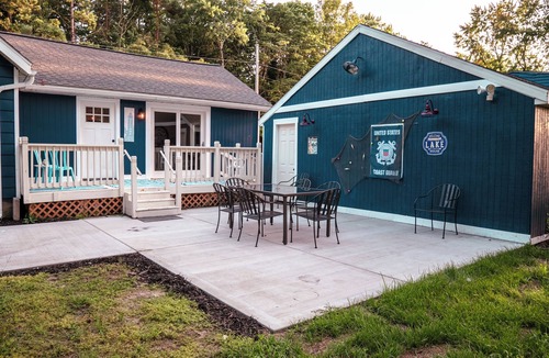 Spring Lake Cottage | Charming 2-bedroom cottage with WiFi, AC in Spring Lake