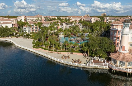 Williamsburg Villa | Charming 2 bedroom villa with AC at Marriott's Grande Vista - July 25, 2026