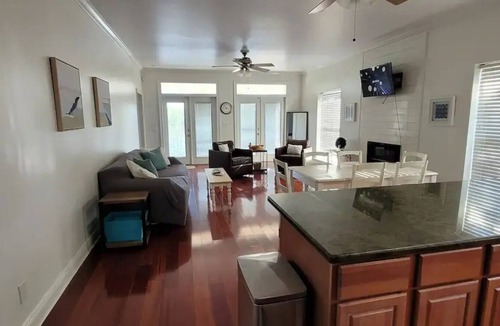 Henderson Point House | Charming 3-bedroom house on quiet cove in Pass Christian