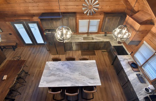Albany Cabin | Charming 3-bedroom cabin in fabulous Leesburg with AC, WiFi