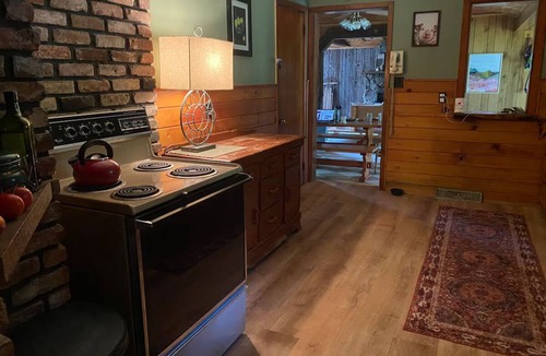 Roscoe Cottage | Charming 3-bedroom cottage in Roscoe for a relaxing Catskills stay