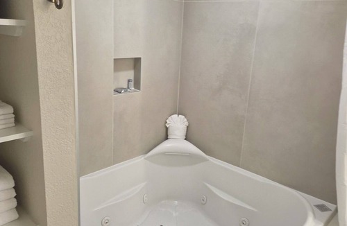 Florida Central Atlantic Coast Resort | Charming 3-bedroom Deluxe resort - Westgate Lakes & Spa - with the works Orlando