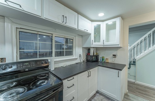 Dix Hills House | Charming 3-bedroom house in lovely Dix Hills with WiFi, AC