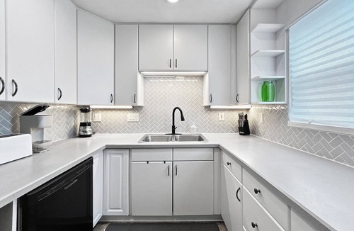 Arlington Park House | Charming 3-bedroom house minutes to beaches, park, hospital, downtown Sarasota