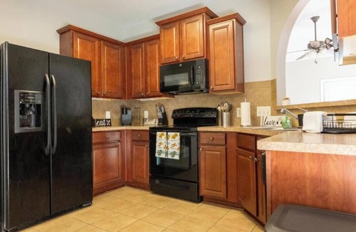 Byron House | Charming 3-bedroom house in small-town Byron with WiFi, AC, and patio seating.