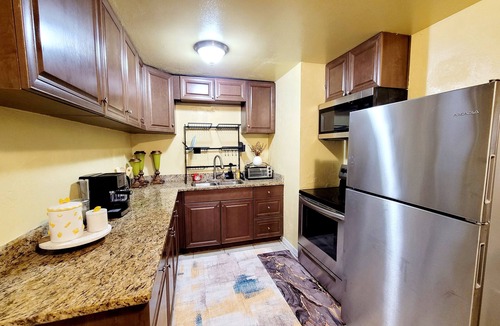 Gainesville House | Charming 3-bedroom House with Office Space-Close to UF & Shands Hospital