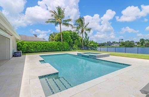 Palm River Estates House | Charming 3BR Lake Home w/Pool, Hot Tub & Fire Pit