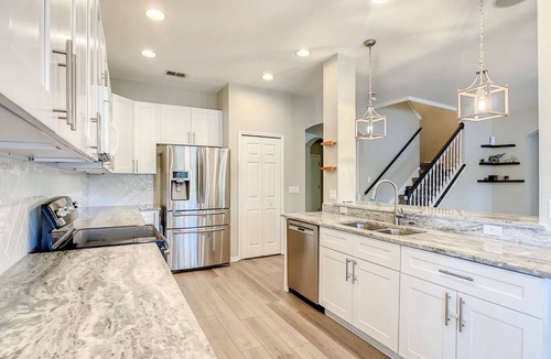 Orlando House | Charming 4-bedroom house with WiFi, AC, and incredible water views