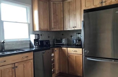 Holgate House | Charming 5-bedroom beach house in Holgate - for families only