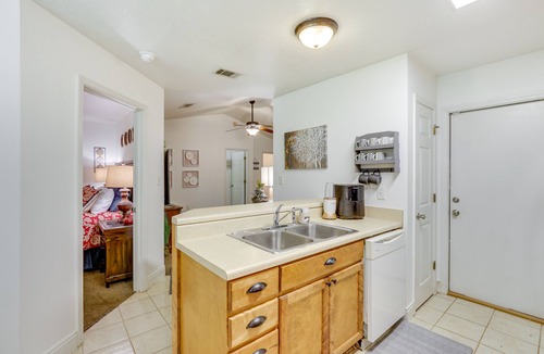 Abbeville House | Charming Abbeville Home w/Private Boat Dock!