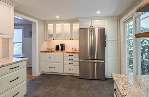Stockton House | Charming Abode w/Patio - Walk to Town + River!