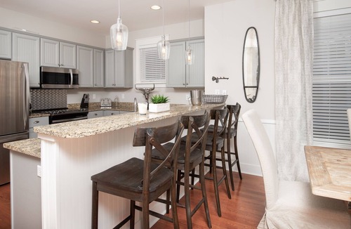 Laurel Grove House | Charming Beach Cottage, 2 Golf Carts! Beautiful Views, Pool, Hot Tub, Fitness