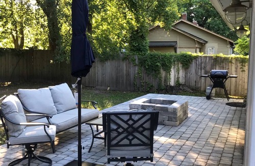 Thomasville House | Charming Bungalow, walking distance to everything, private and pet friendly!