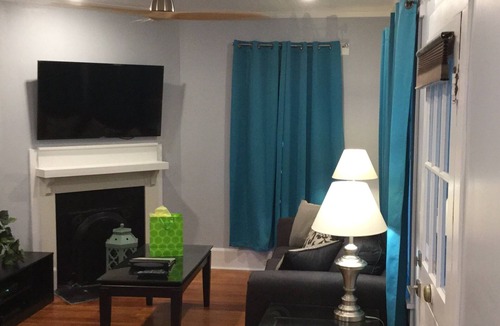 Thomasville House | Charming Bungalow, walking distance to everything, private and pet friendly!