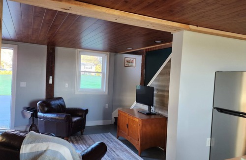 Williamson Cottage | Charming cottage in amazing Williamson with WiFi, AC