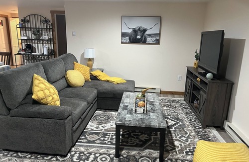 Richfield Springs Other | Charming Farmhouse Retreat minutes from Cooperstown! Scenic Views & Styish Decor
